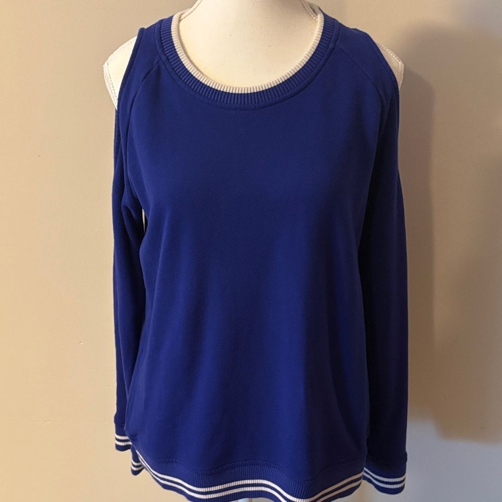 Ralph Lauren Blue Cold Shoulder Sweatshirt. Size Medium